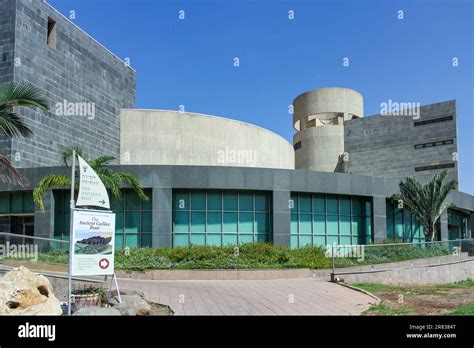 yigal alon street|The Yigal Allon Center .